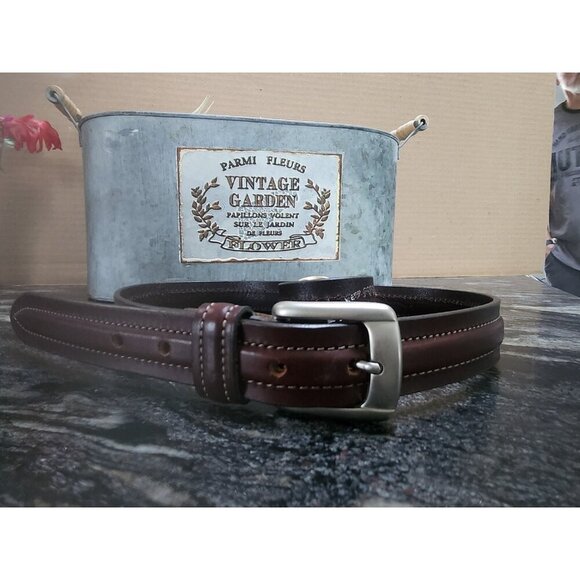 Genuine Cowskin Leather Belt Size 34 with Pewter Tone Classic Belt Buckle - Picture 1 of 4